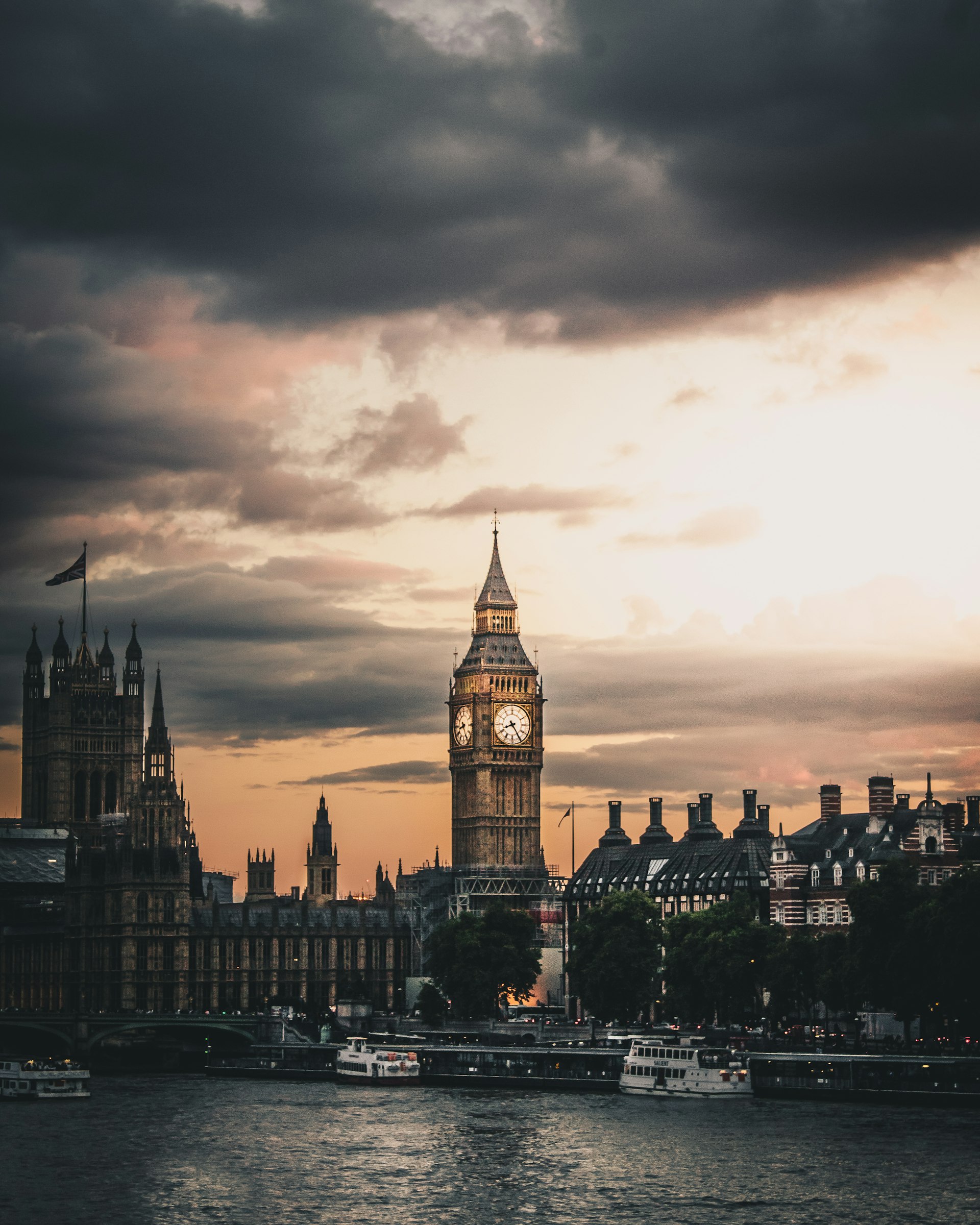 London Bridge